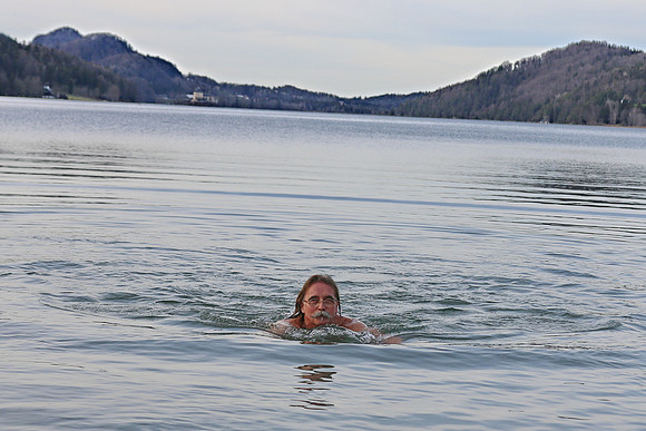Silvesterschwimmen am Fuschlsee