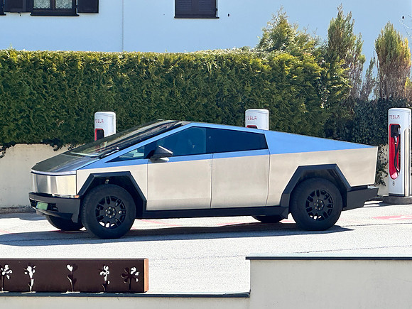 Tesla Cybertruck