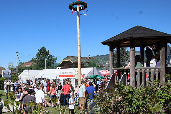 Maibaumaufstellen Rehhof 2026
