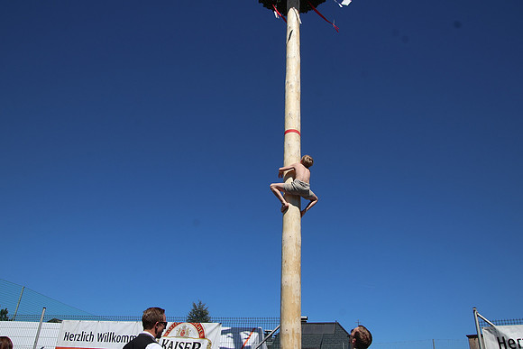 Maibaumaufstellen Rehhof 2026