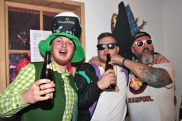 Aprés Ski Party in der Fuchserei