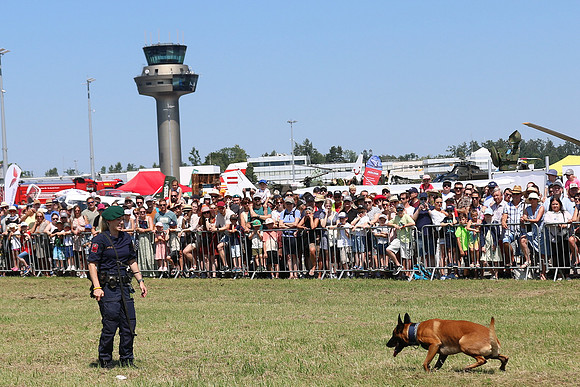 Fest zu 100-Jahre Salzburger Flughafen