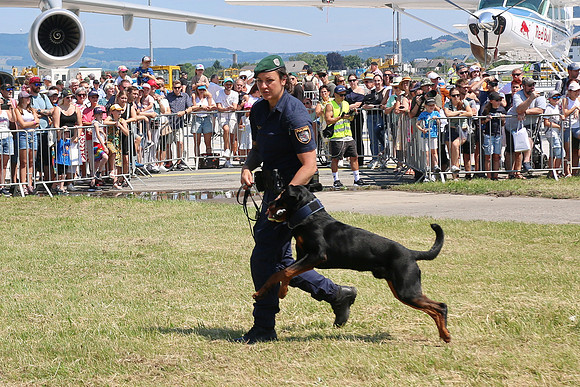 Fest zu 100-Jahre Salzburger Flughafen