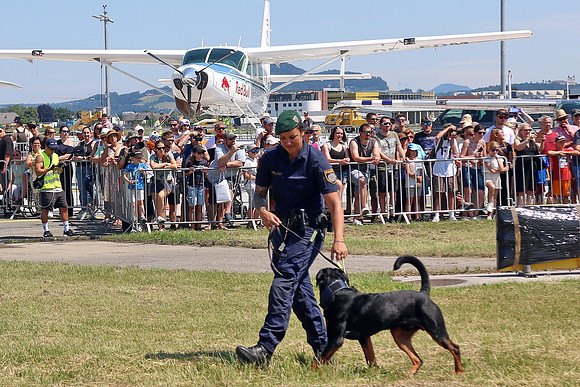 Fest zu 100-Jahre Salzburger Flughafen