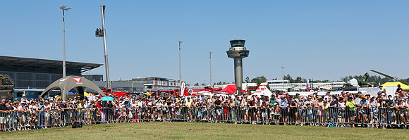 Fest zu 100-Jahre Salzburger Flughafen