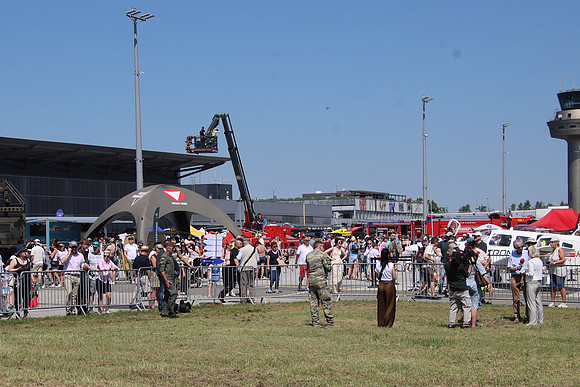 Fest zu 100-Jahre Salzburger Flughafen