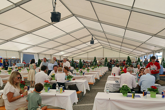 Fest zu 100-Jahre Salzburger Flughafen