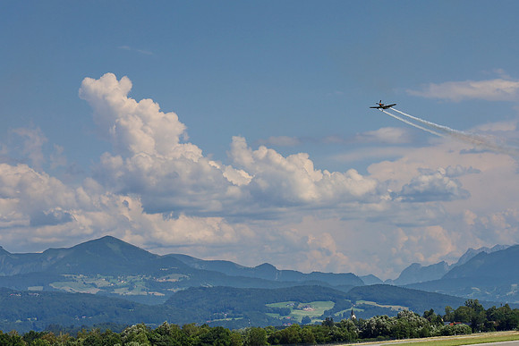 Fest zu 100-Jahre Salzburger Flughafen