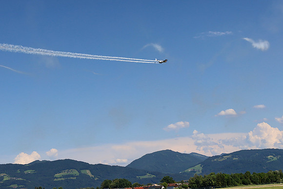 Fest zu 100-Jahre Salzburger Flughafen