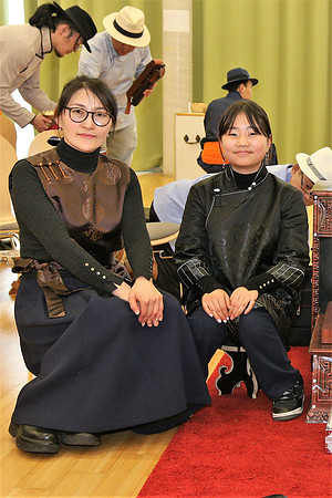 Tsagaan Sar, mit dem "Shagain Kharvaa"