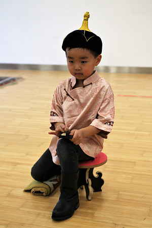 Tsagaan Sar, mit dem "Shagain Kharvaa"