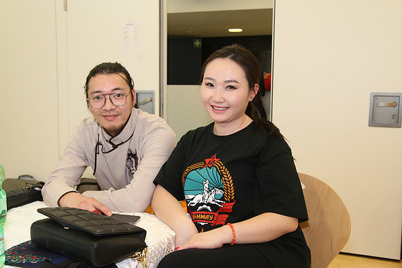 Tsagaan Sar, mit dem "Shagain Kharvaa"