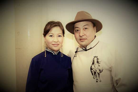 Tsagaan Sar, mit dem "Shagain Kharvaa"