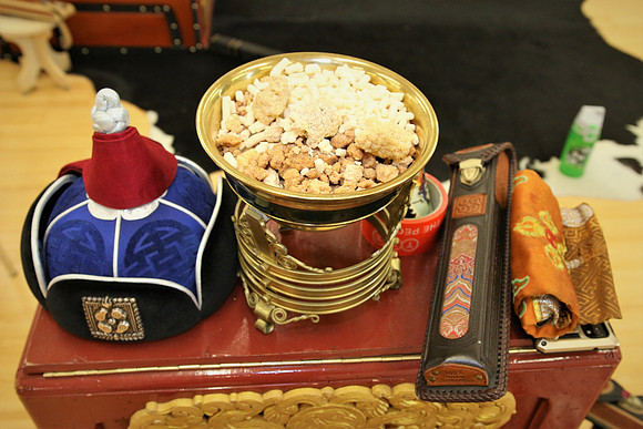 Tsagaan Sar, mit dem "Shagain Kharvaa"