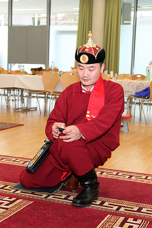 Tsagaan Sar, mit dem "Shagain Kharvaa"