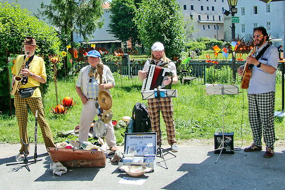 Kunsthandwerksmarkt Pernerinsel