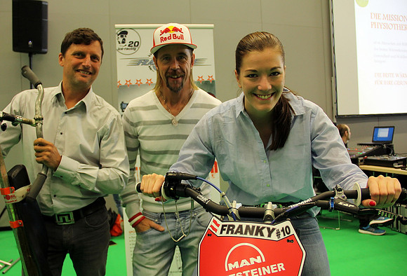 X-AWARD 2015