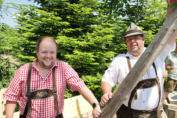 Maibaumaufstellen
