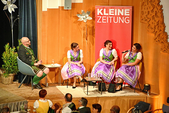 Feierlichen Krönung Narzissenkönigin
