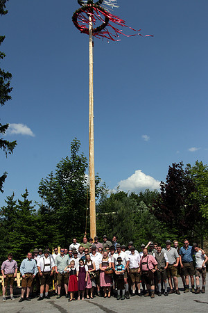 Maibaumaufstellen