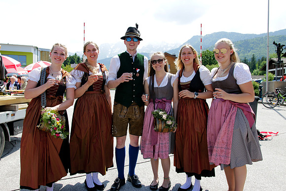 Maibaumaufstellen