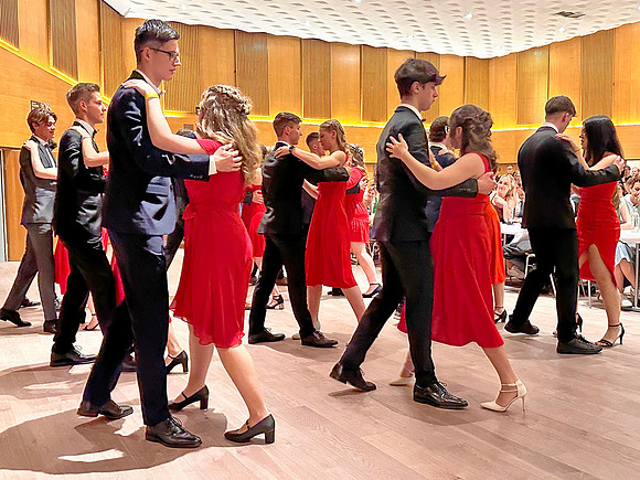 HAK Ball Hallein