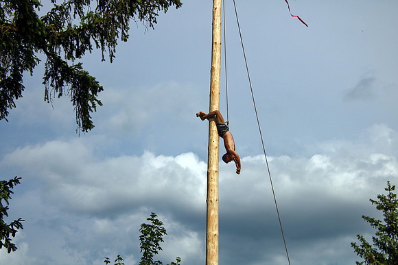 Maibaumaufstellen