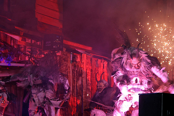 St. Leonharder Krampus-Show