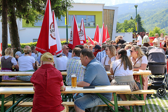 Maibaumaufstellen