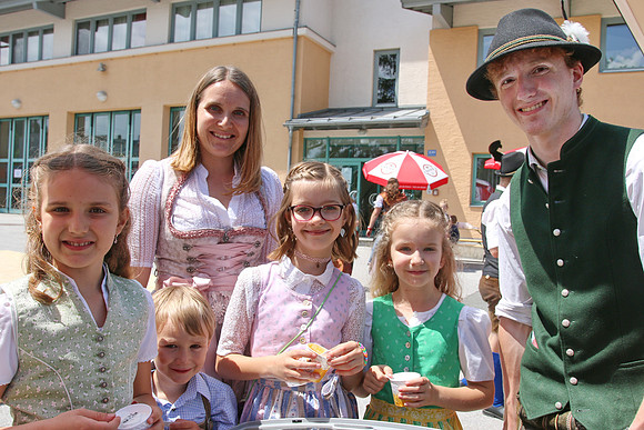 Maibaumaufstellen