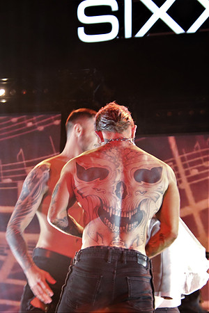 SIXX PAXX