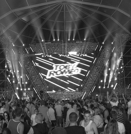 Electric Love 2016 - Warm Up