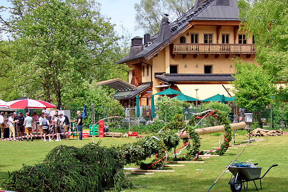 Maibaumaufstellen St. Jakob am Thurn