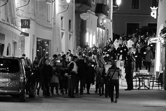 Hallein hilft