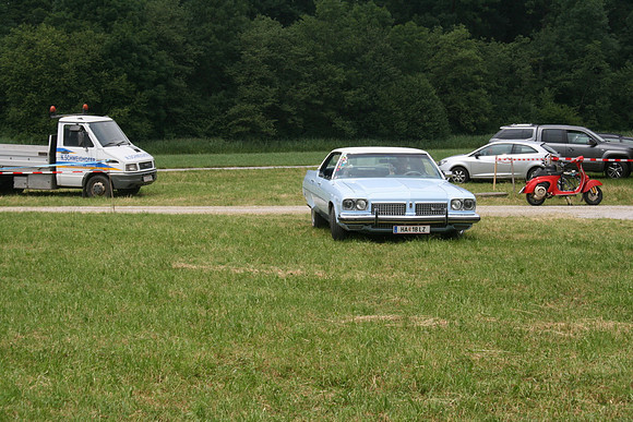 Detroit Muscle V8 Party