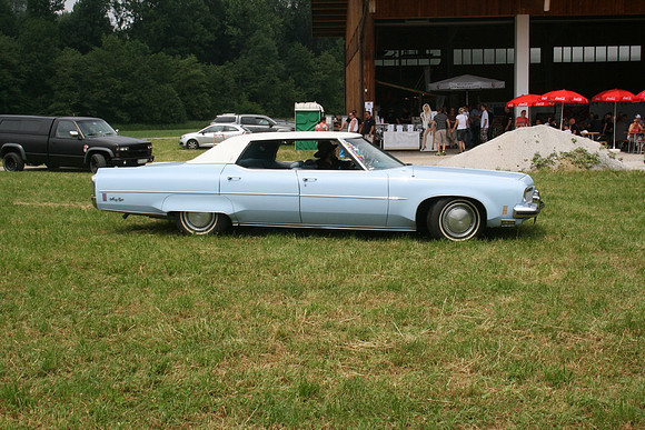 Detroit Muscle V8 Party
