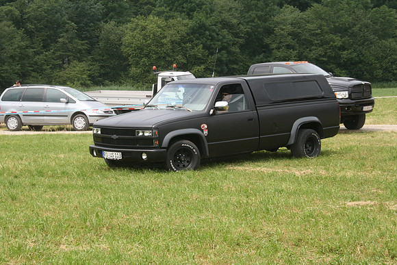 Detroit Muscle V8 Party