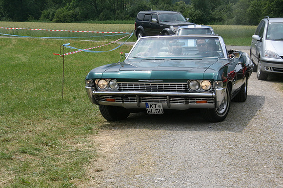 Detroit Muscle V8 Party