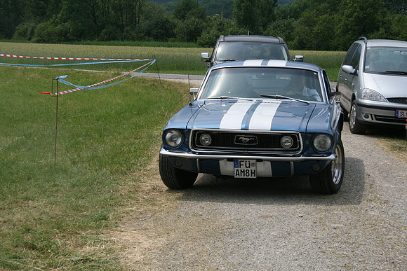 Detroit Muscle V8 Party