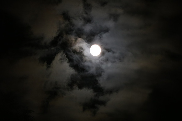 Zunehmender Vollmond