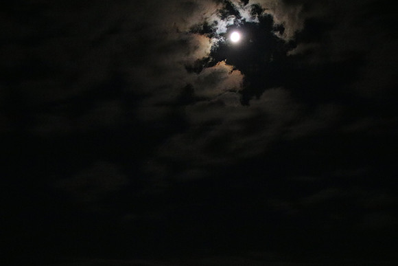 Zunehmender Vollmond
