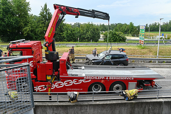Schwerer Unfall in der Franz-Brötzner-Straße