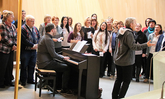 Gottesdienst mit Gospelchor