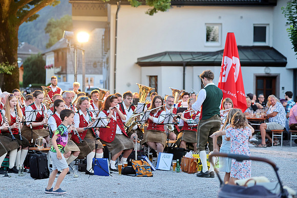 Niederalmer Dorfplatzfest 2025