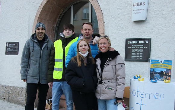 Hallein hilft