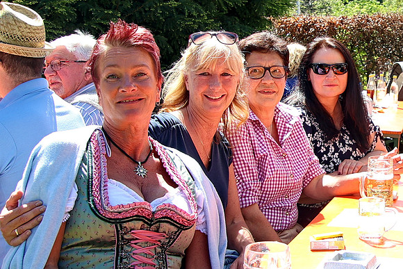 Maibaumaufstellen der LJ Großgmain