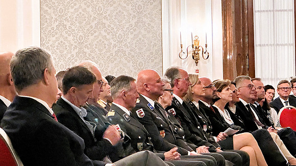 Kommandoübergabe Rotes Kreuz Salzburg