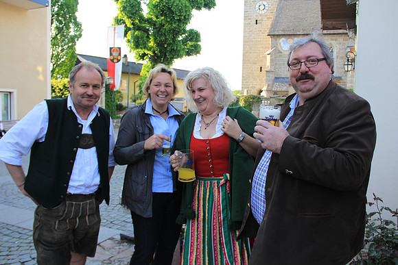 01.05.2014 Maibaumaufstellen Bad Vigaun