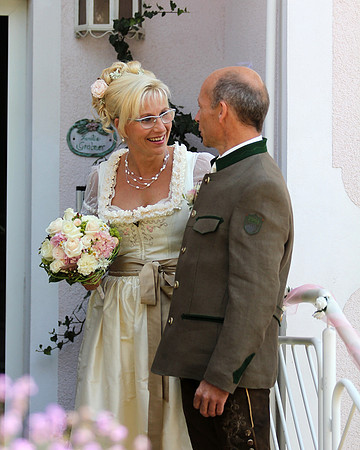 Bernhard holt Wendy ab
