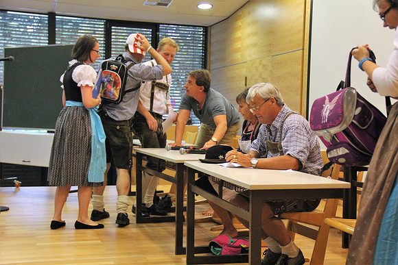Großes Klassentreffen Volksschule Anif 2014